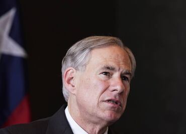 Texas prohíbe que empresas privadas impongan vacuna contra Covid-19