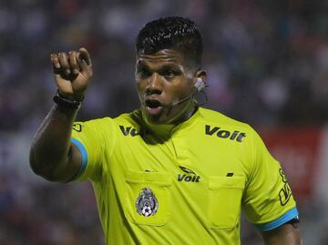 Femexfut no ha dado liquidación al árbitro Adalid Maganda