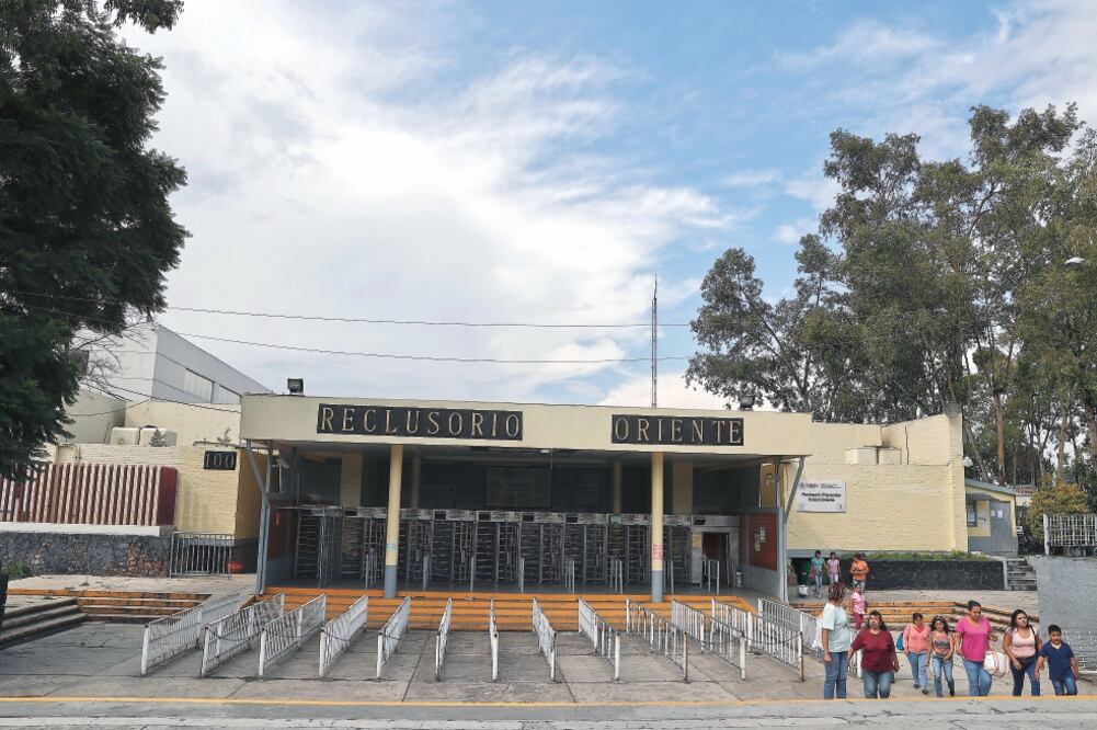 Hasta el 30 de octubre, la procuraduría capitalina registró tres muertes de reo s en cinco centros penitenciarios, entre ellos el Reclusorio Oriente (ARCHIVO. EL UNIVERSAL)