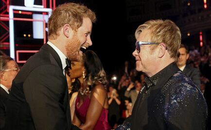 Elton John defiende al príncipe Enrique y a Meghan