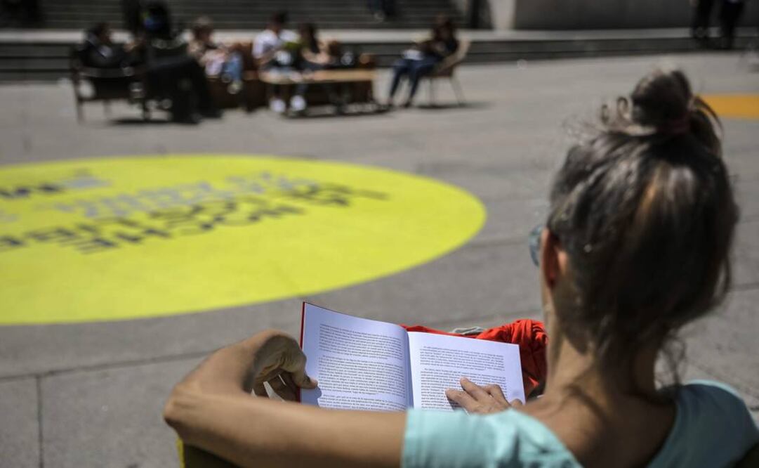 En el ensayo “Las antologías de la poesía mexicana en la primera década del siglo XXI”, Calderón, quien es poeta, narrador y ensayista, analiza tres antologías. FOTO: Archivo.