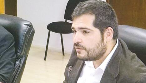 Se recortará burocracia en Guanajuato, advierte Morena