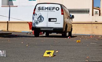 Asesinan a dos hombres frente al Palacio de Gobierno en Culiacán, Sinaloa; fueron acribillados con fusiles automáticos
