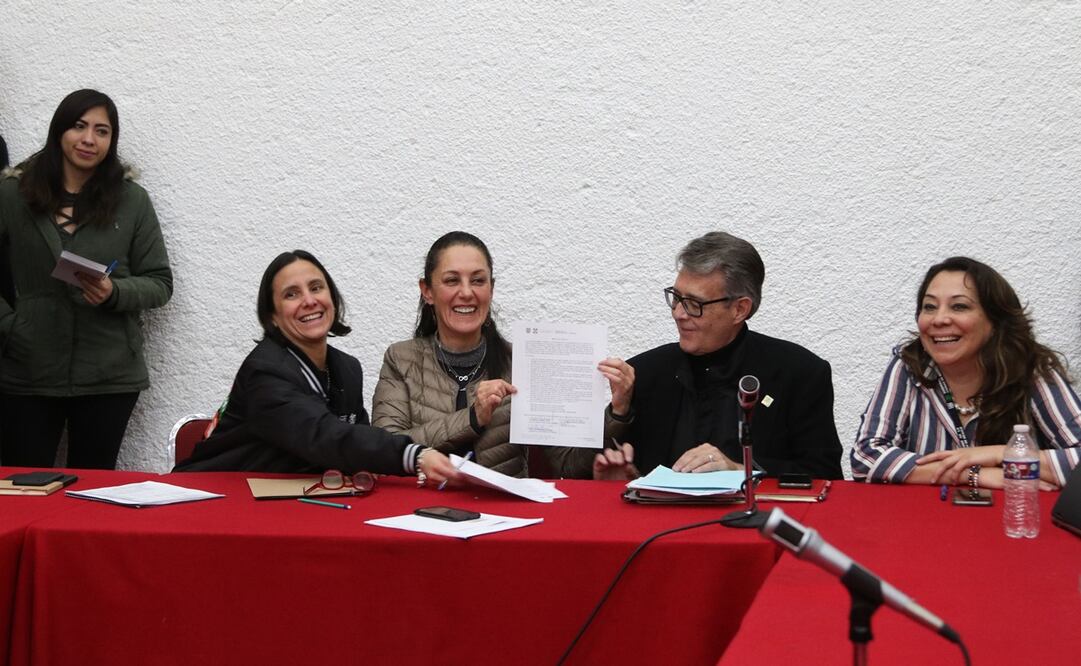 La reunión estuvo encabezada por la jefa de gobierno, Claudia Sheinbaum. Fotos/ CARLOS MEJÍA. EL UNIVERSAL