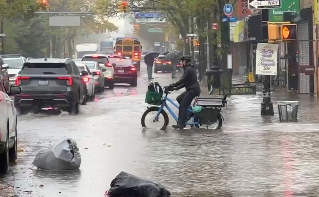 Inundación durante una tormenta en Nueva York, el jueves 30 de octubre de 2025. Foto: AP