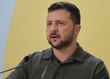 Zelenski destituye a su ministro de defensa y pide "un nuevo enfoque"