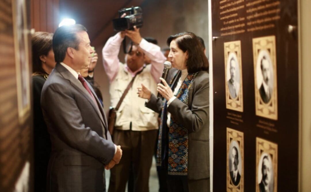 Inauguran exposición en la Cámara de Diputados por centenario de la Carta Magna