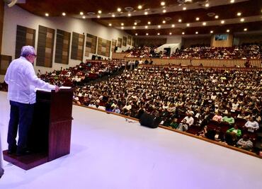 "Deportistas universitarios son orgullo de Sinaloa": Rocha Rocha Moya; gobernador entrega estímulos económicos y medallas