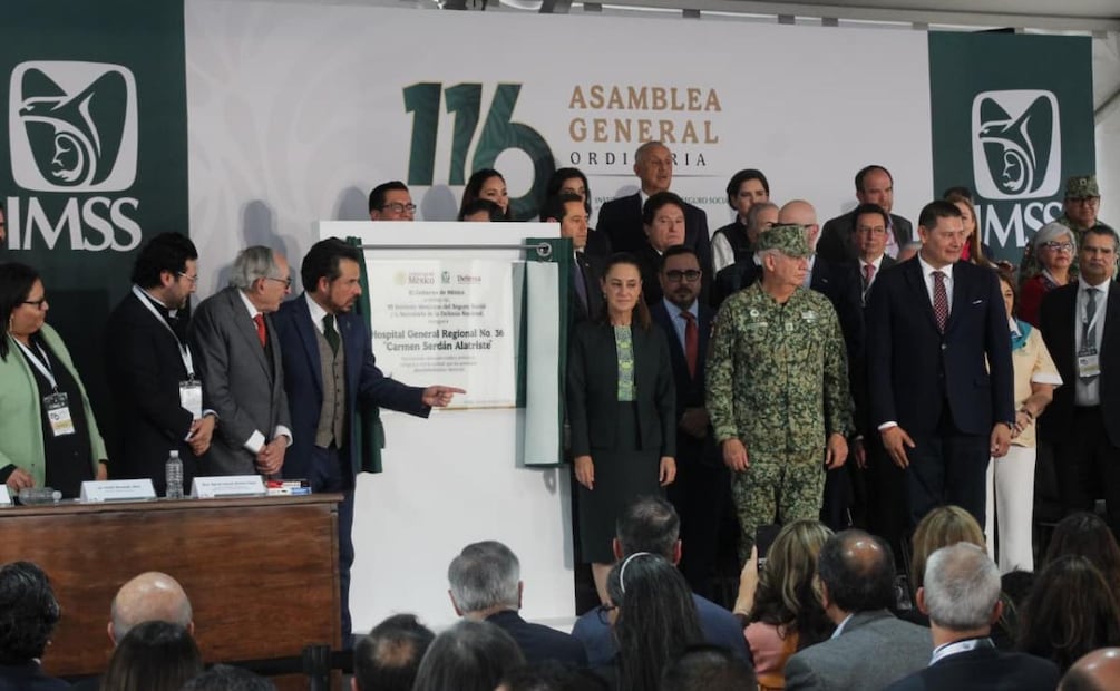 Presidenta Claudia Sheinbaum encabeza la 116 Asamblea General del IMSS e inauguración del Hospital General 36 en Puebla (10/12/2025). Foto: Omar Contreras / EL UNIVERSAL