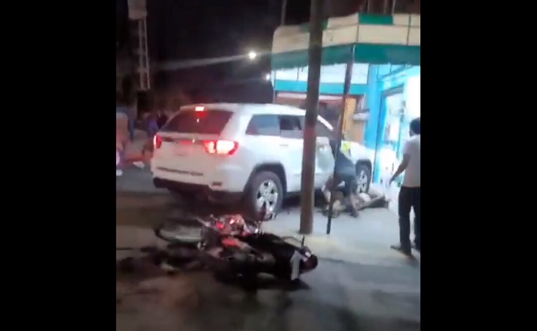 Arrollan a 2 personas en Tecámac. Foto: Captura de pantalla, X