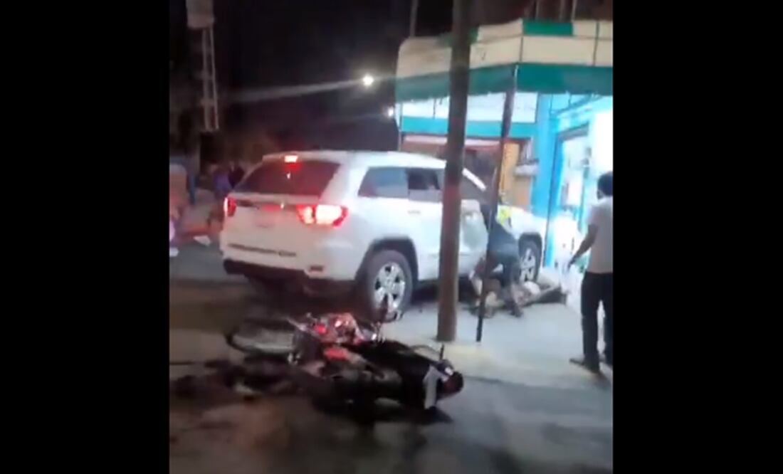 Arrollan a 2 personas en Tecámac. Foto: Captura de pantalla, X