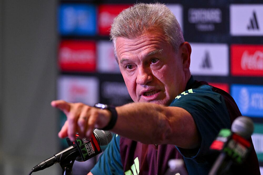 Javier Aguirre en conferencia de prensa, previo al inicio de su tercera etapa al frente de la Selección Mexicana - Foto: Imago7