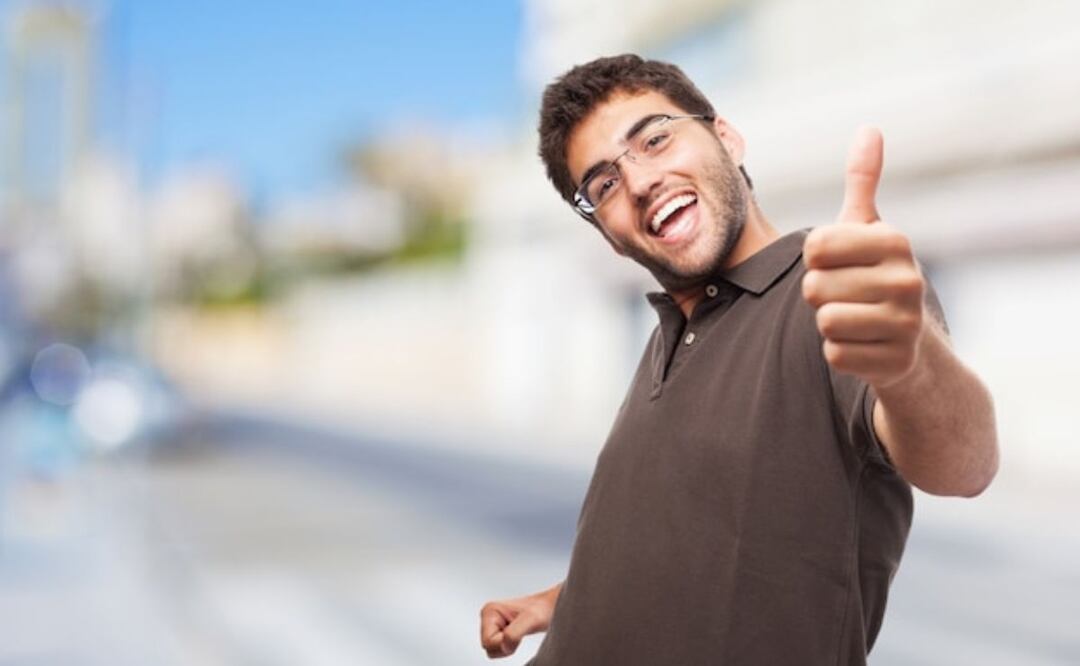 El verdadero camino a la felicidad, según Arthur C. Brooks. Fuente: Freepik.