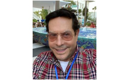 Juan José Origel se defiende... pero confunde a Gandhi con Einstein