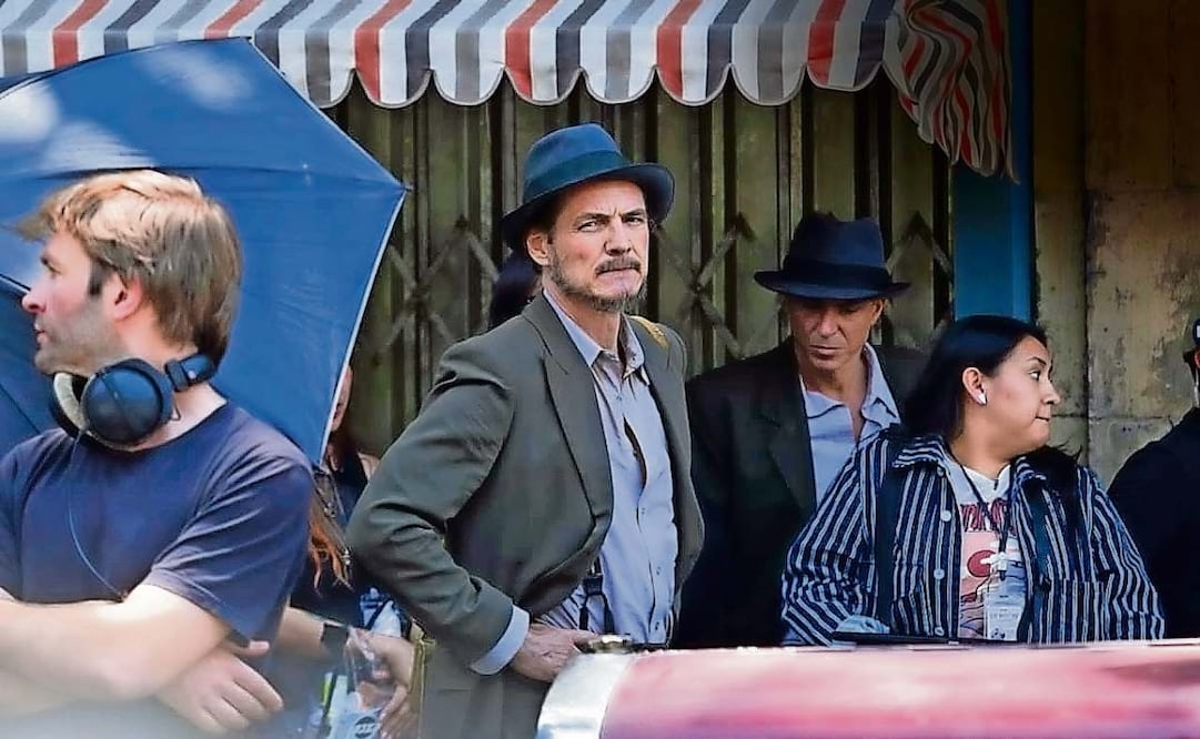 El actor interpreta a un hombre que huye a México junto a su pareja a inicios del siglo XX. Foto: Carlos Mejía / EL UNIVERSAL