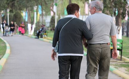 5 hábitos que deben sumar los hombres y mujeres + 50 para prevenir el envejecimiento