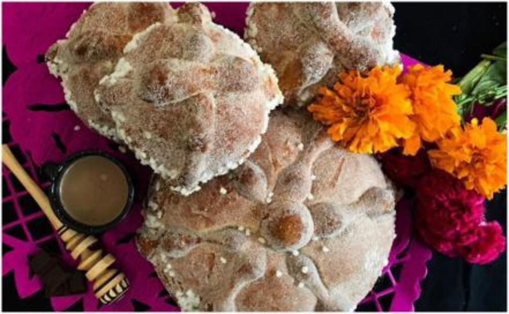 Ponte a las vivas con el pan de muerto