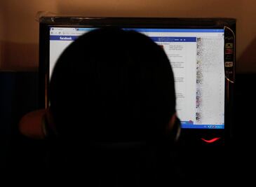 Coahuila investiga supuesta red de prostitución en Facebook