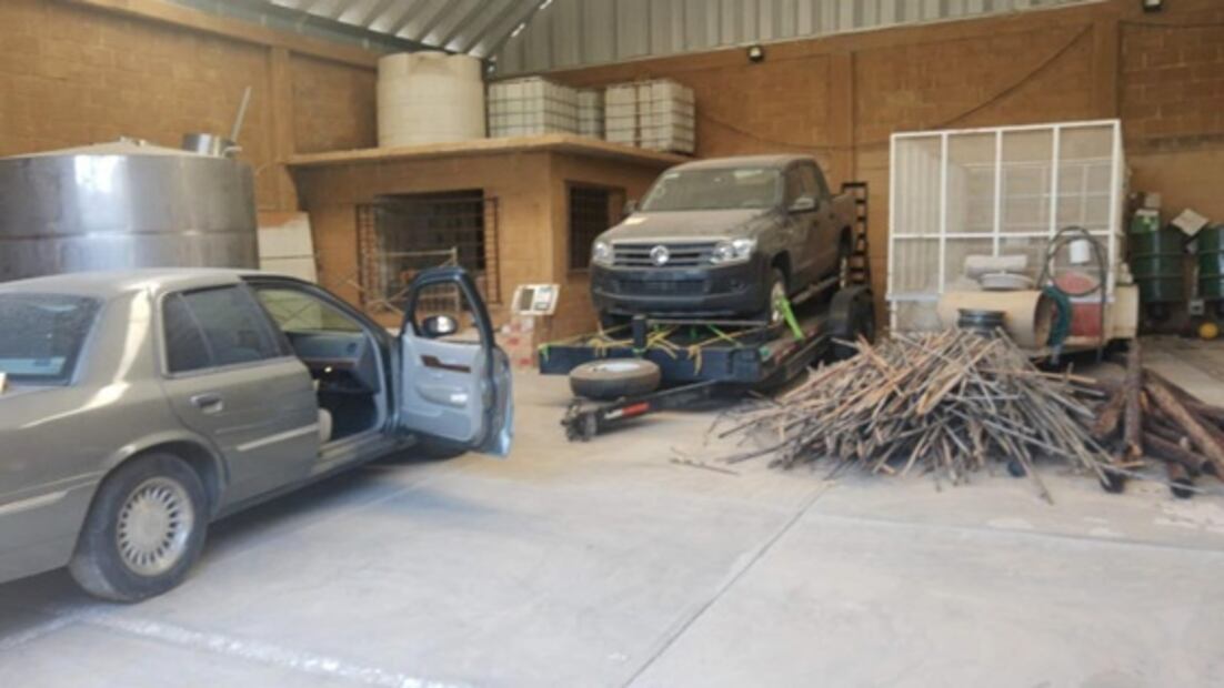 Desmantelan fábrica clandestina de alcohol en Morelos