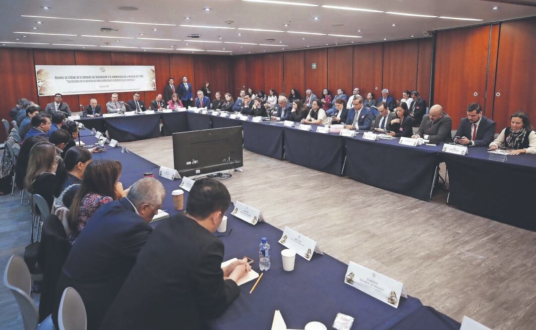 Una reunión de trabajo de la Comisión de Seguimiento a la Implementación y Revisión del T-MEC se efectuó ayer en el Senado de la República. Foto: Especial