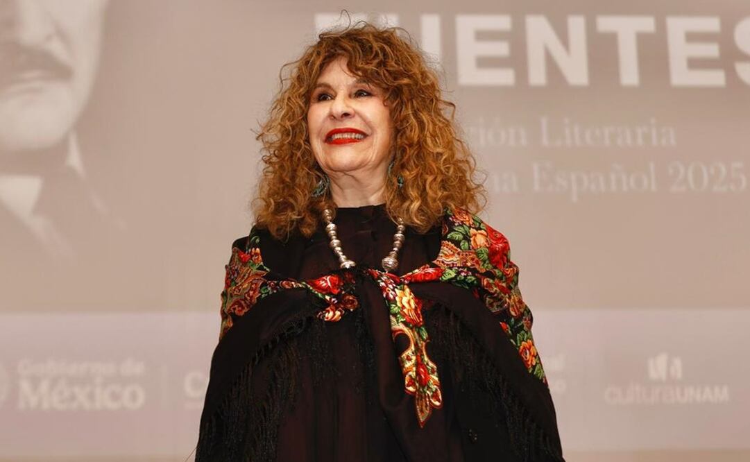 La poeta recibió el Premio Carlos Fuentes 2025. Foto: Berenice Fregoso/ EL UNIVERSAL.