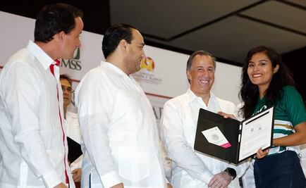 Afiliará IMSS 7 millones de estudiantes