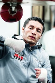 Jhonny regresa a los encordados