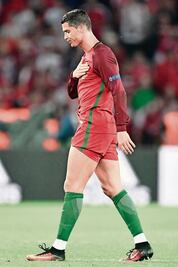 Yerro de Ronaldo evita triunfo luso