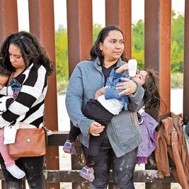 EU: Justicia prohíbe devolver a migrantes 