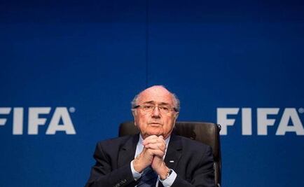 Blatter resigns as FIFA president