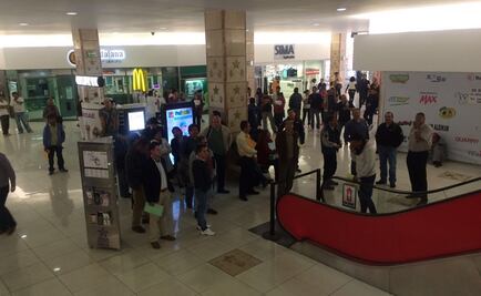 Desalojan a 70 personas por olor a gas en Plaza Galerías