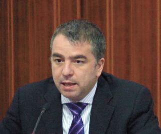 Los chapulines que aspiran al INE