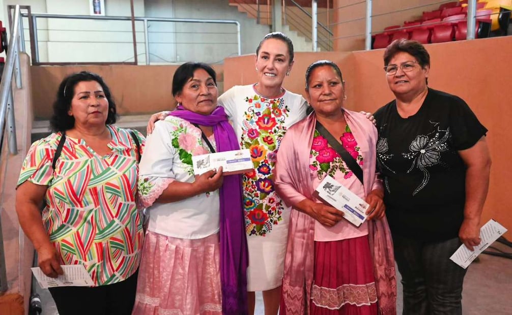 Claudia Sheinbaum durante la Entrega de Pensiones Mujeres Bienestar en Ciudad Obregón (10/05/2026). Foto: Presidencia