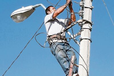 Anuncia CFE incremento a las tarifas de luz