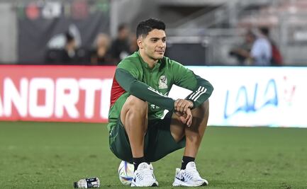 Raúl Jiménez dejaría Inglaterra para jugar con el Barcelona