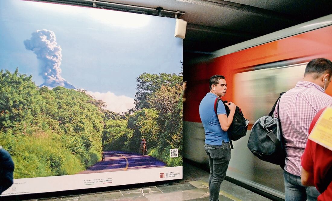 Colorido. La muestra Imágenes de paisajes naturales del estado de Colima en estaciones del STC se ubica en Insurgentes de la Línea 1 (ARCHIVO. EL UNIVERSAL)
