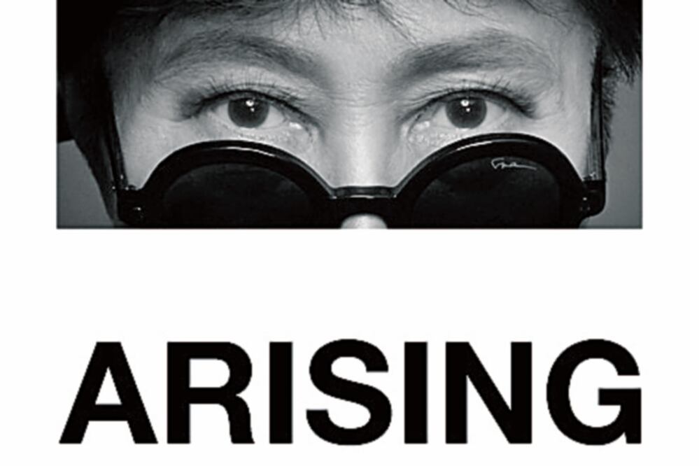 Ono convoca a mujeres a participar en su proyecto dando un testimonio y una fotografía de sus ojos (ESPECIAL)