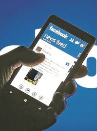 "Interactúan más abuelos en las redes sociales”