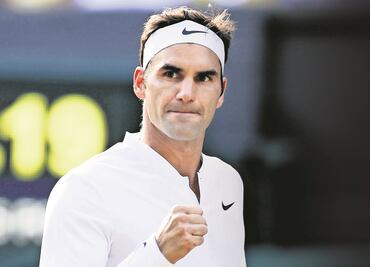 Federer sale a concluir la hazaña