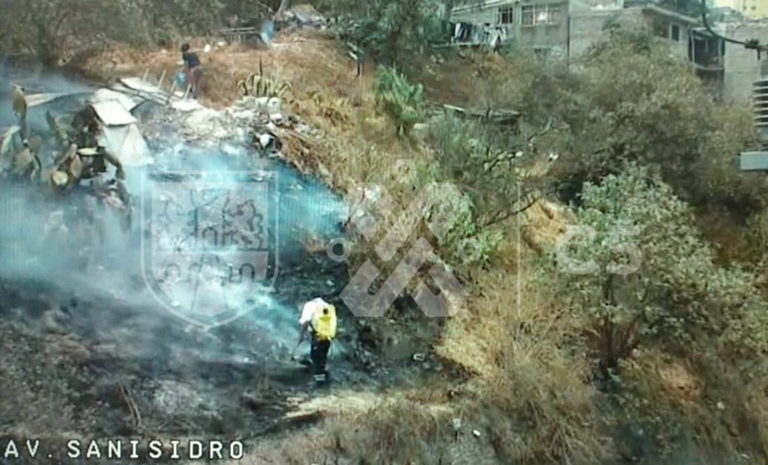 Cuerpos de emergencia sofocan incendio en alcaldía Álvaro Obregón (Tomada de Twitter @C5_CDMX)