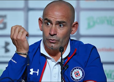 Estar en México, lo peor: Paco Jémez