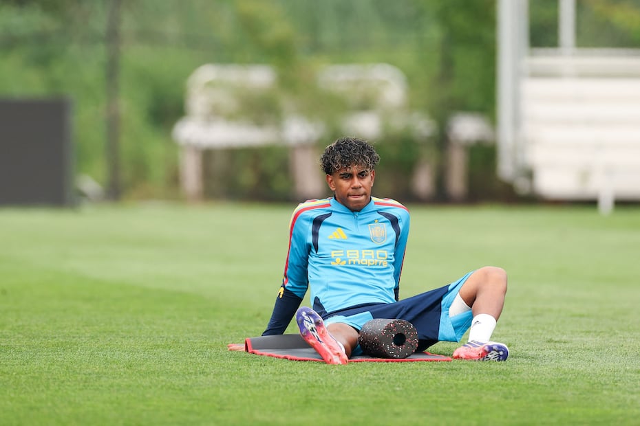 Lamine Yamal en entrenamiento con la selección de España, previo a la final del Mundial de 2026 contra Argentina - Foto: AFP
