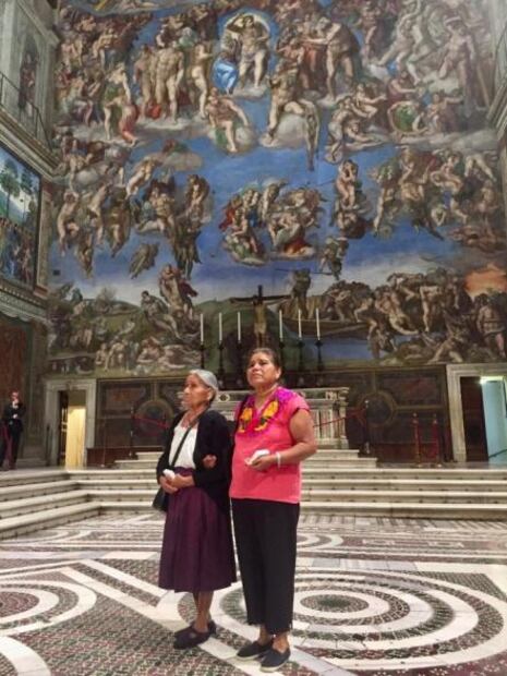 Mexicanas visitan la Capilla Sixtina y cumplen el sueño de su vida