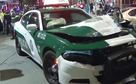 Menores en motocicleta impactan patrulla de la SSC en Eje 1 Norte