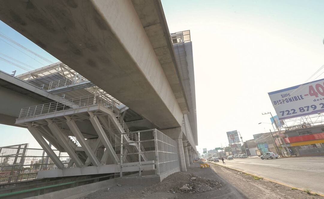 En Santa María Las Rosas les pegó el retraso del Interurbano. Foto: Jorge Alvarado/ El Universal.