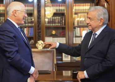 Tras rechazo de AMLO a Cumbre, Ken Salazar dice que relación de México y EU se fortalece