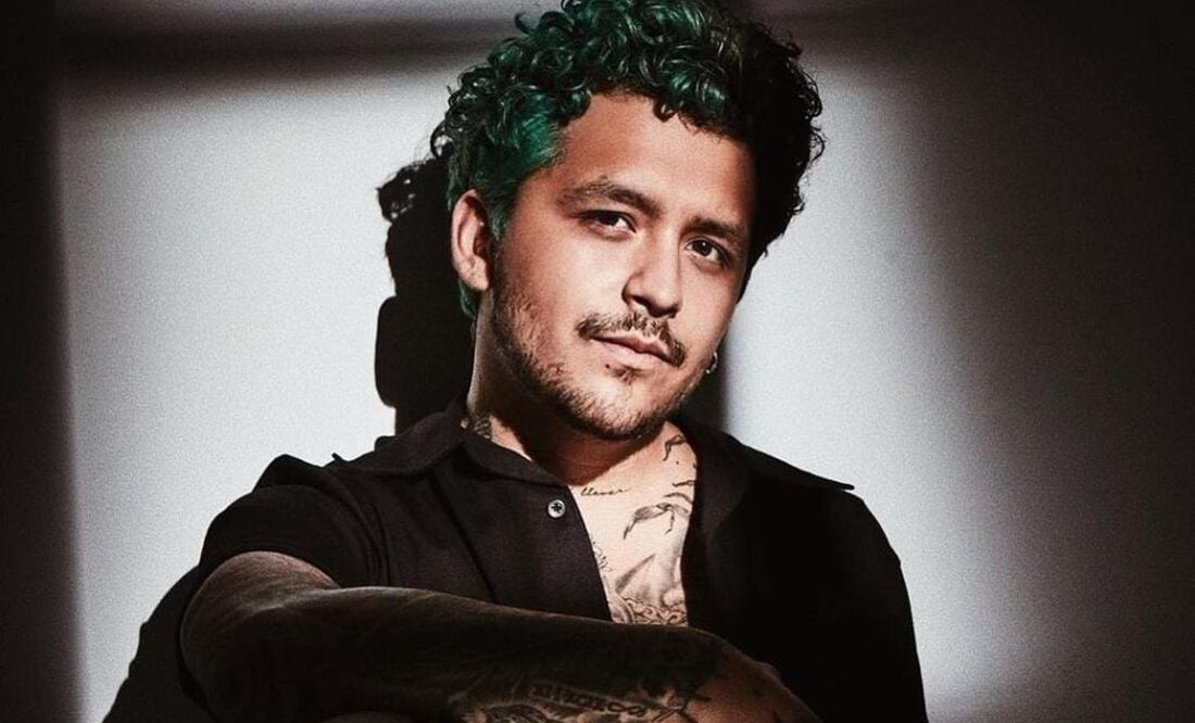 El cantante sorprende a sus fans con su nuevo look / Foto: Instagram @nodal