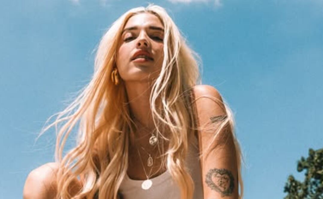 Estará en el Premio Lo Nuestro, donde se encuentra nominada en las categorías de Artista Pop Femenina del Año y Mejor Combinación Femenina