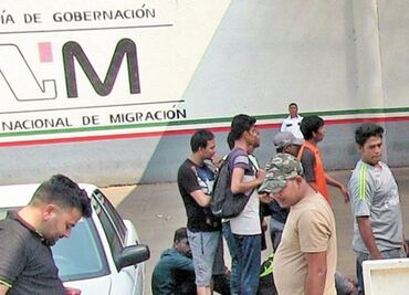 Detienen a tres presuntos traficantes de migrantes en Chiapas