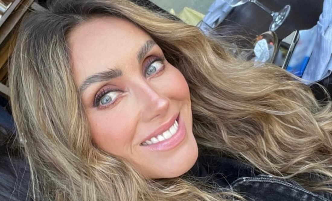El total black nunca pasa de moda / Foto: Instagram @anahi
